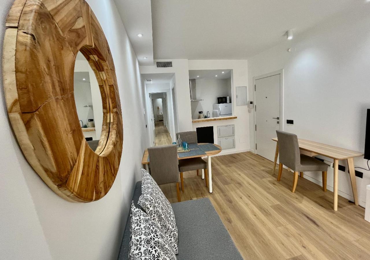New Capuchinos Apartment 1 Малага Экстерьер фото